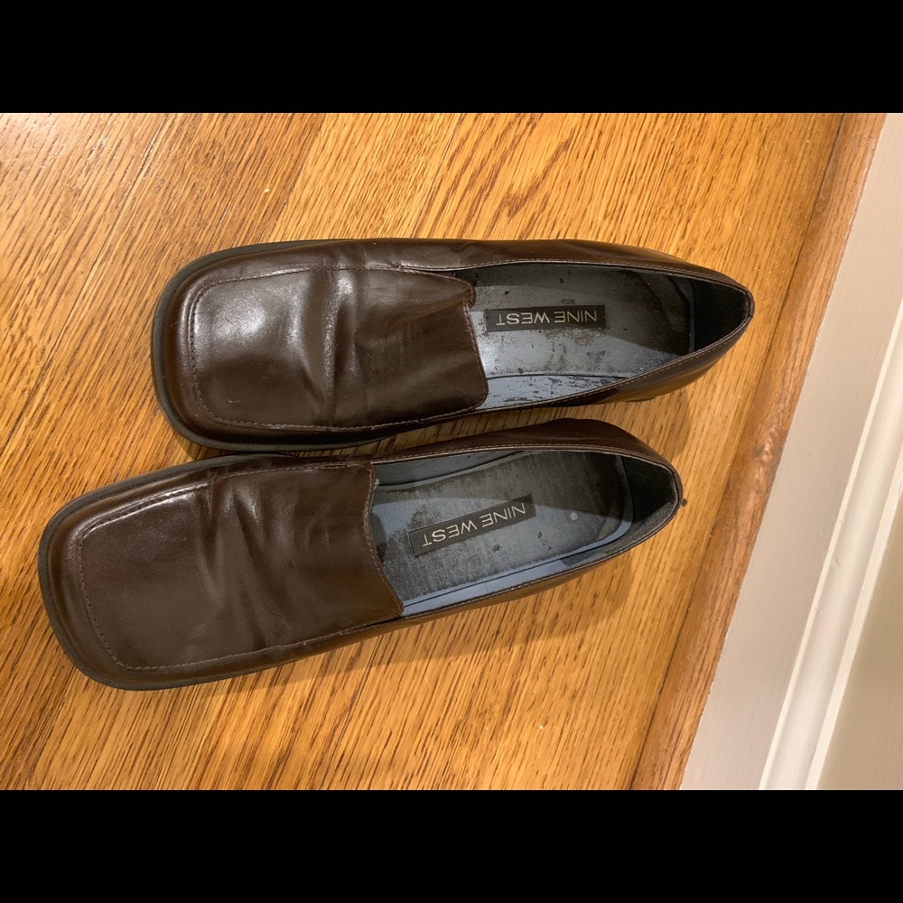 Brown, flat Nine West loafers
